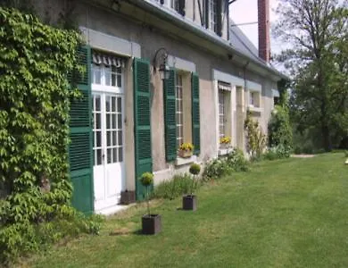 Domaine De L'etang Bed and breakfast 2*