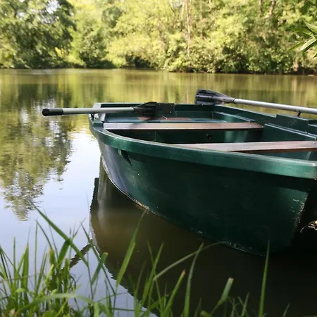 Bed and breakfast Domaine De L'etang 2*